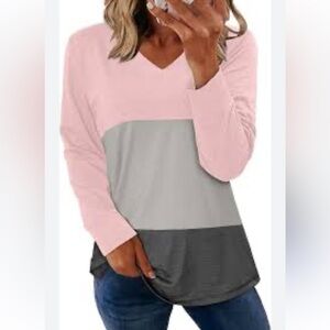 Woman’s Colorblock V-Neck Long Sleeve Top Size XLarge